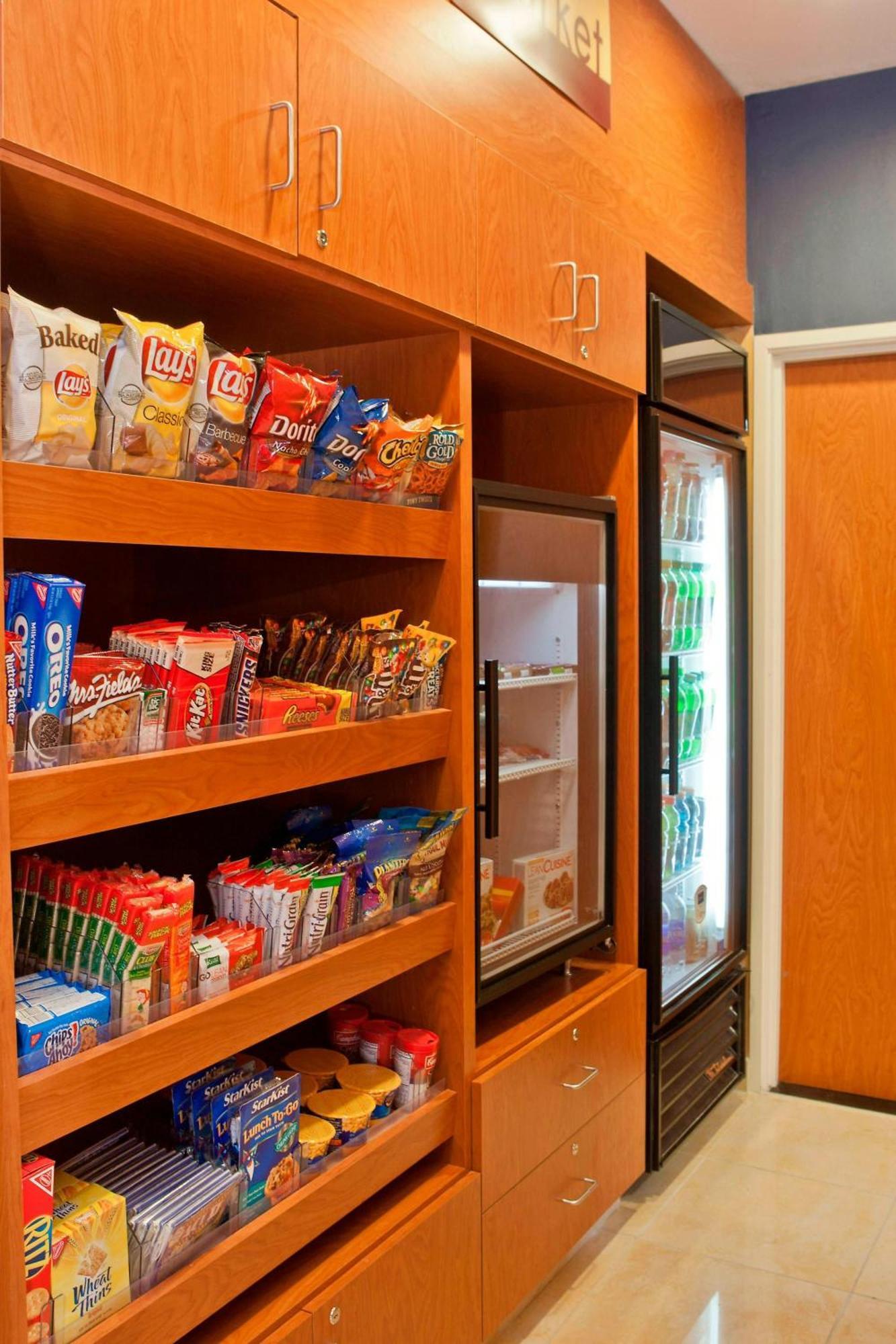 Fairfield Inn & Suites By Marriott Champaign Luaran gambar