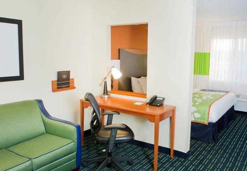 Fairfield Inn & Suites By Marriott Champaign Bilik gambar